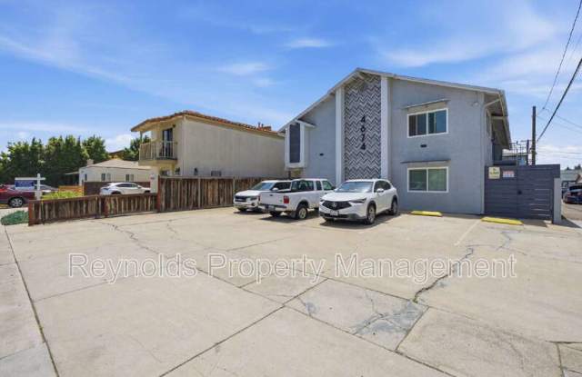 4674 Bancroft Street photos photos