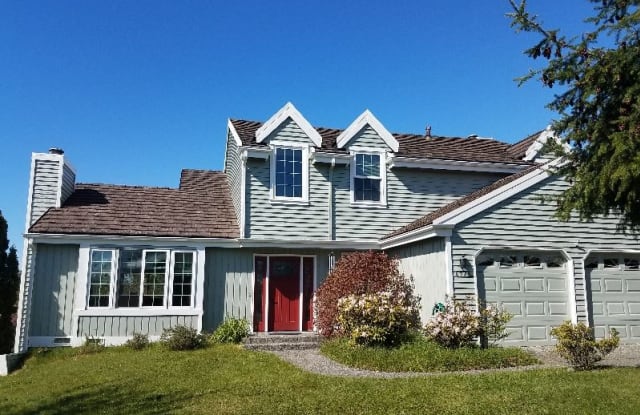 6925 185th Pl SW - 6925 185th Street Southwest, Lynnwood, WA 98037