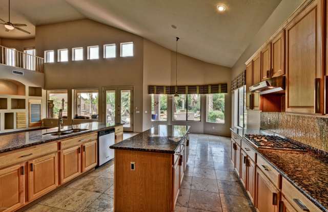 1264 E IVANHOE Court Gallery 4