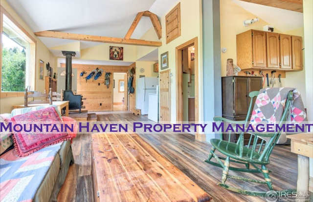 1015 Mountain Meadows Drive photos photos