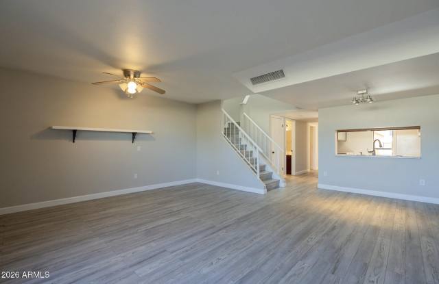 815 E Grovers Avenue Gallery 4