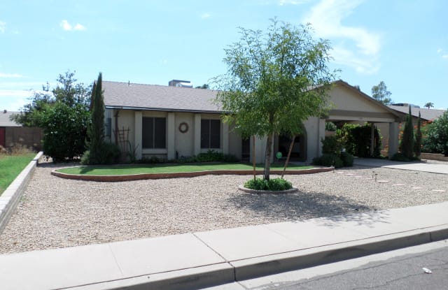 1123 W MANHATTON Drive - 1123 West Manhatton Drive, Tempe, AZ 85282