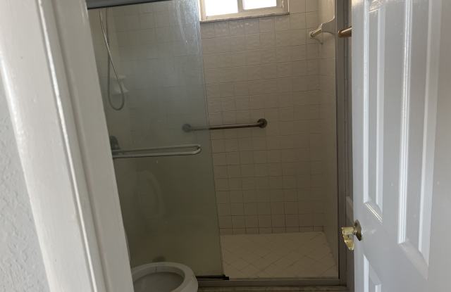 3137 S Atlantic Ave photos photos