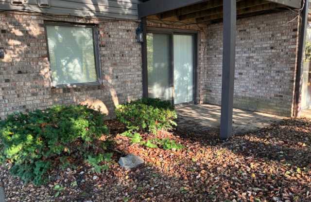 109 Sandridge Gallery 1