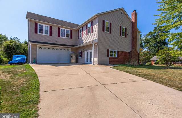 6739 BOSTWICK DRIVE - 6739 Bostwick Drive, Springfield, VA 22151