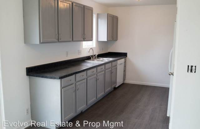 2168 W Baltic Place Gallery 2