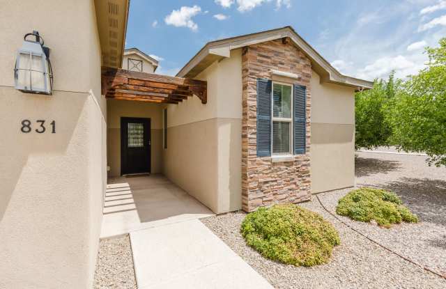 Spacious 3 Bedroom 2 Bath Home with 3-Car Garage Gallery 3