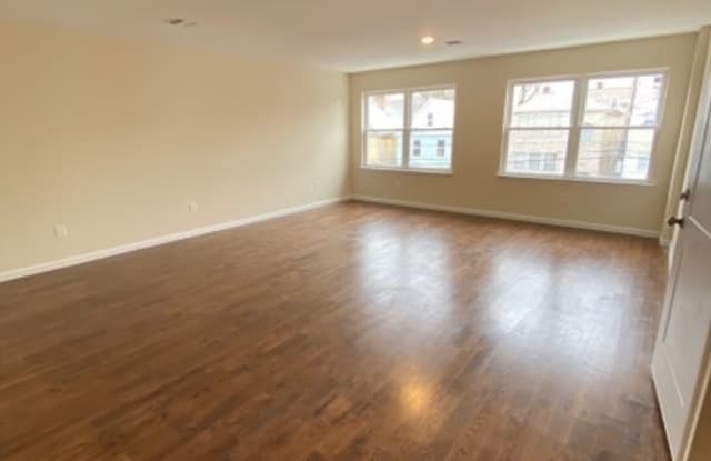 335-337 S 20TH Gallery 2