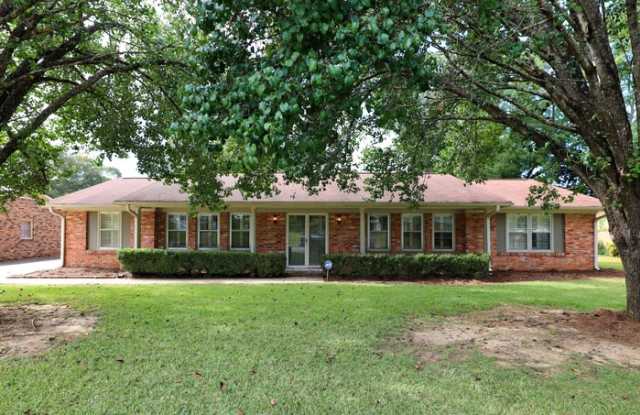 620 Sandhurst Drive photos photos