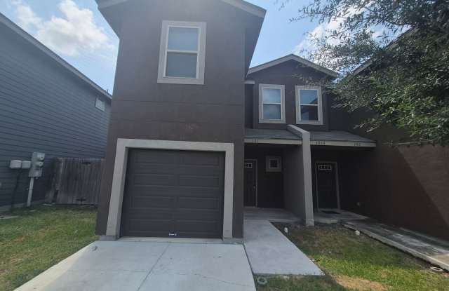 6858 Lakeview Dr. #101, San Antonio, TX. 78244 Gallery 1