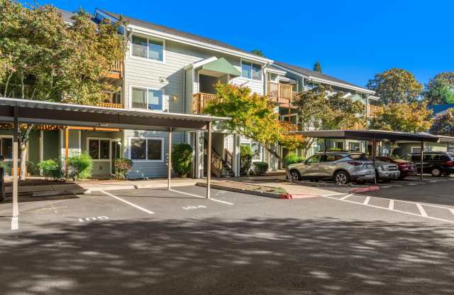Cascade Woods Apartments Gallery 2