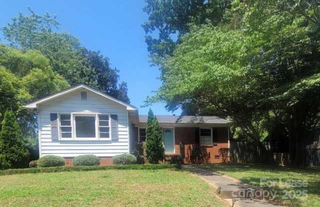 1437 Springwood Lane photos photos