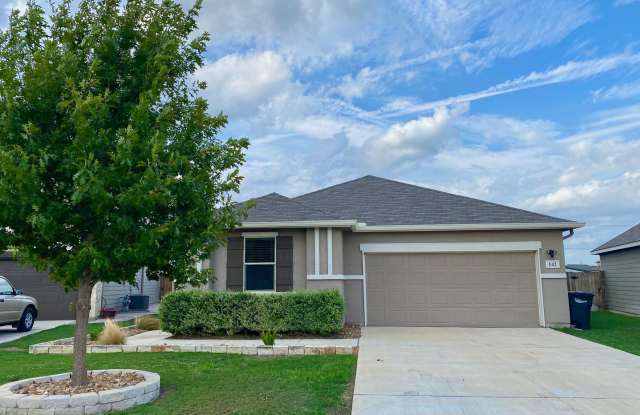 Spacious 4-Bedroom Home in New Braunfels – Outdoor Kitchen + No Back Neighbors! - 142 Landing Lane, New Braunfels, TX 78130 Spacious 4-Bedroom Home in New Braunfels – Outdoor Kitchen + No Back Neighbors! - 142 Landing Lane, New Braunfels, TX 78130