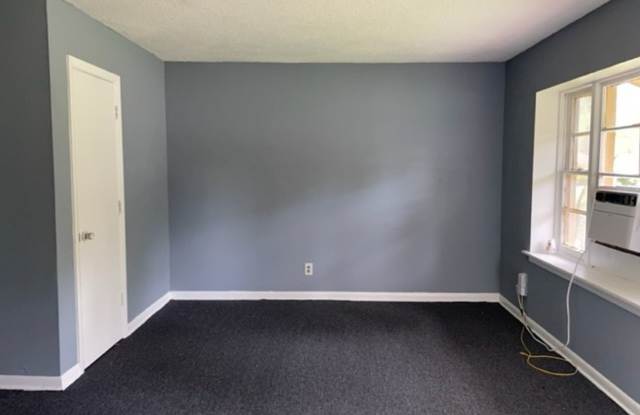 3 Bedroom / 1 Bath home in Central Valdosta photos photos