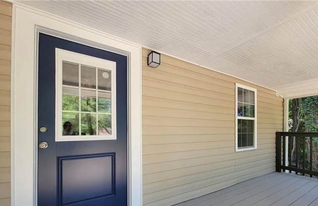 Charming 3BR House in Shelby photos photos