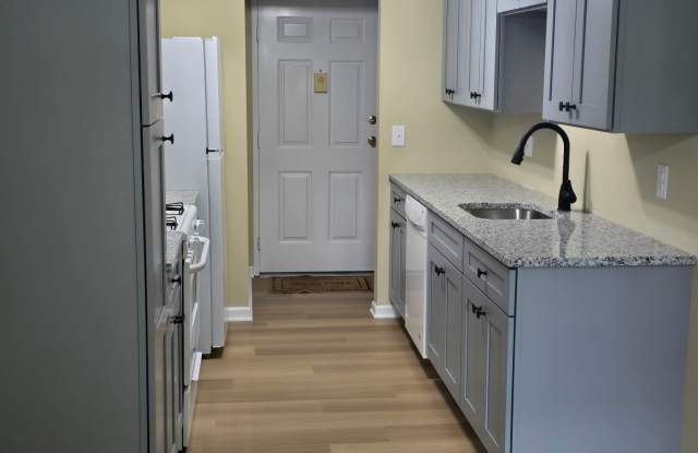 2955 Madison Avenue photos photos