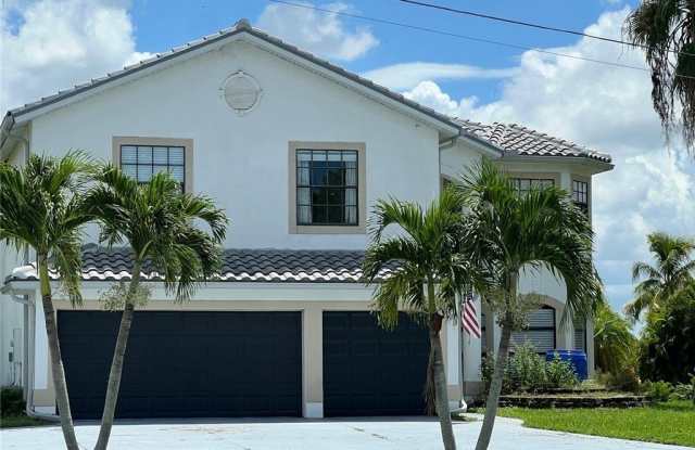 3914 Kismet Parkway W photos photos