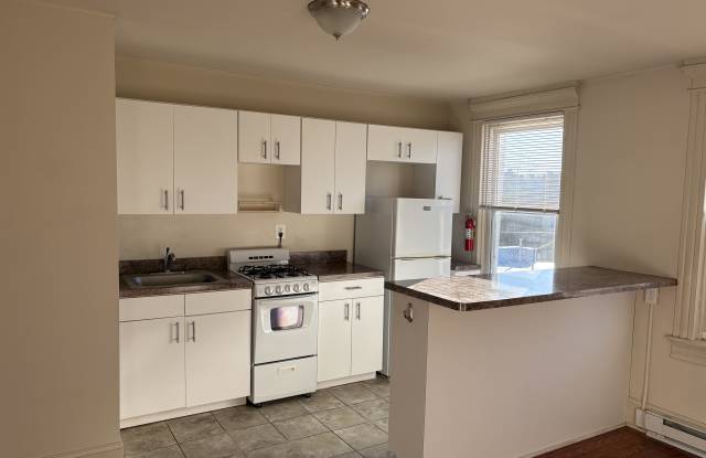 2836 Guilford Ave photos photos