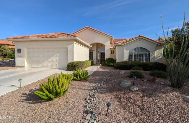 38325 S Mountain Site Drive Gallery 1