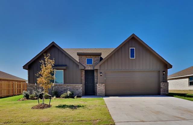 A Very Stunning and Spacious 4 Bedroom 2 Bath Home in Putnam City Schools photos photos
