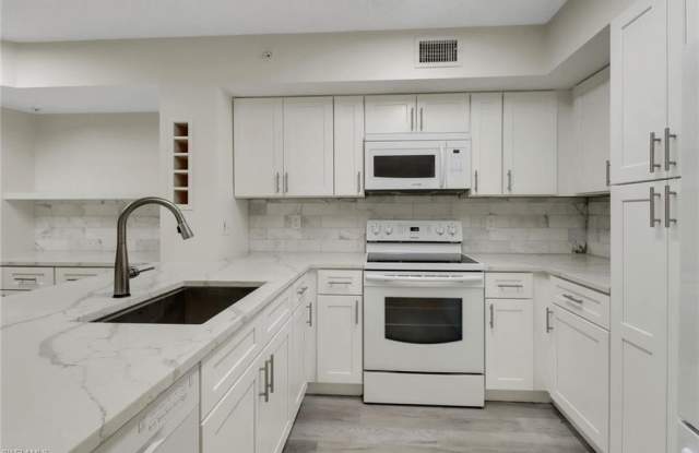 1220 Wildwood Lakes - 1220 Wildwood Lakes Boulevard, Collier County, FL 34104 1220 Wildwood Lakes - 1220 Wildwood Lakes Boulevard, Collier County, FL 34104