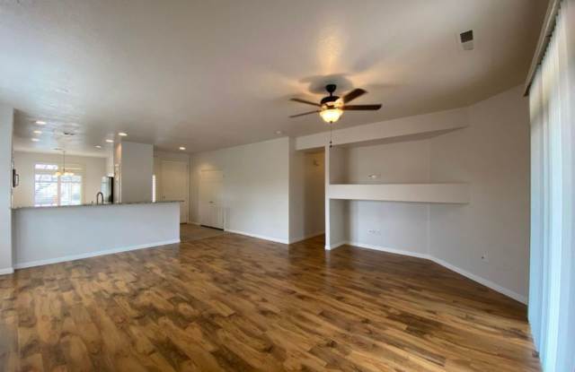 SPACIOUS HOME FOR RENT IN CORAL CANYON Gallery 1