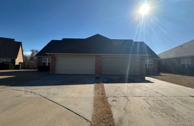 9604 SW 17th Street photos photos