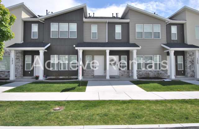 Woodmore Pointe HOA | Modern Logan Townhome in Prime Location photos photos