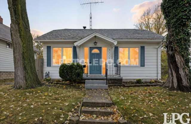 4113 Packard Rd - 4113 Packard Road, Toledo, OH 43612