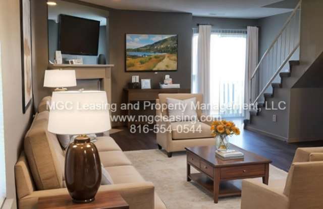 1114 Garden Drive - 1114 Garden Drive, Harrisonville, MO 64701