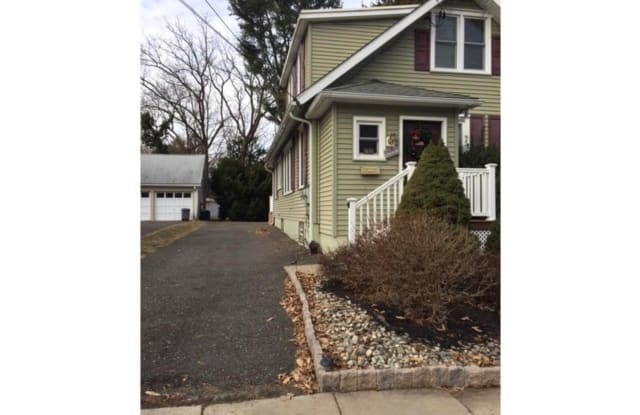16 EVERGREEN LANE - 16 Evergreen Lane, Haddonfield, NJ 08033