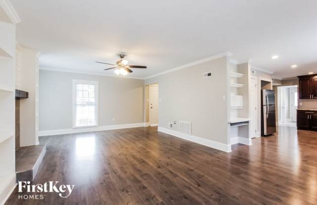 1001 Covewood Court Gallery 3