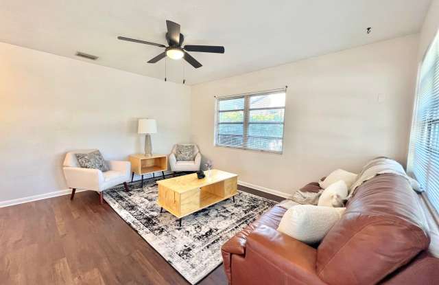 704 20th Avenue West photos photos