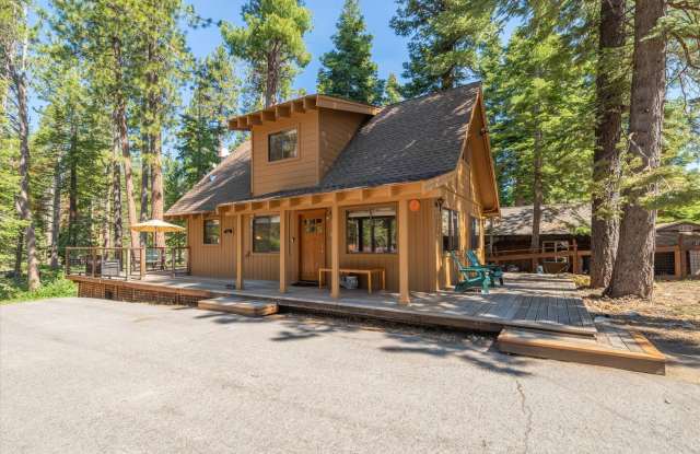 SKI LEASE: Hot Tub, Pet Friendly, Wood Stove photos photos