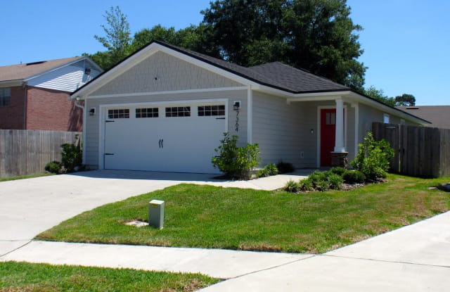7364 TOWNSEND VILLAGE LN - 7364 Townsend Village Ln, Jacksonville, FL 32277