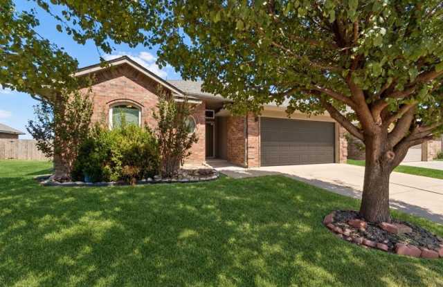 18220 Scarborough Drive Gallery 2