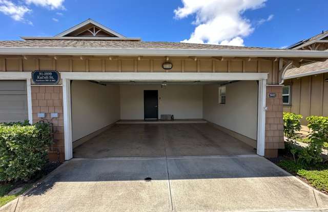 SPACIOUS 3 BD/3 BA Townhome in Ocean Pointe! Gallery 3
