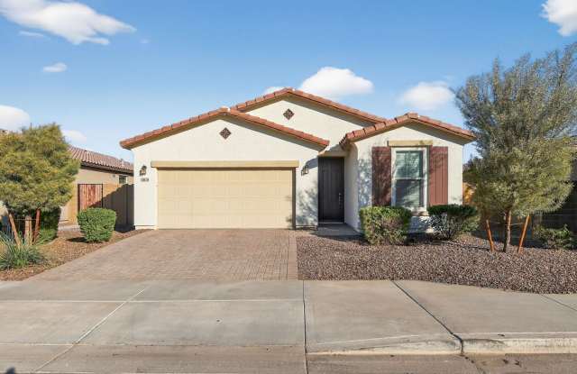 Charming 4BR House in Avondale - 10810 West Grant Street, Avondale, AZ 85323