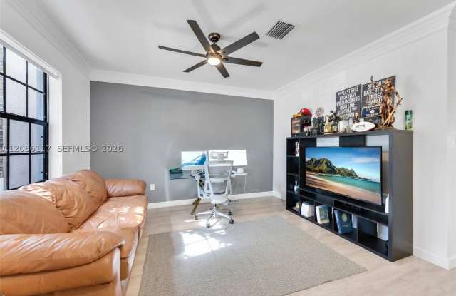 11467 SW 248th Ln Gallery 4