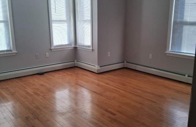 36 Palmer Street Gallery 2