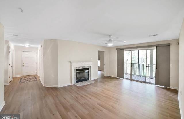 15311 DIAMOND COVE Terrace unit: 5K Gallery 4
