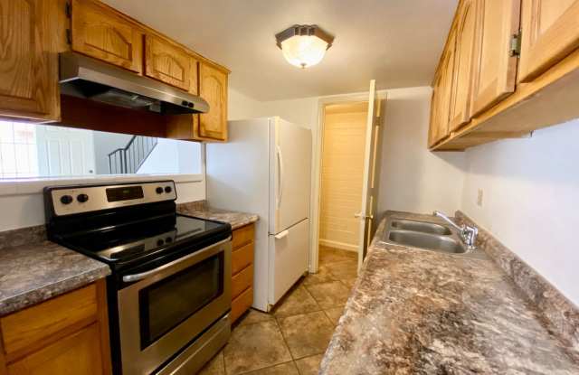 3 Bedroom 1 Bathroom in Hallcraft Villas photos photos