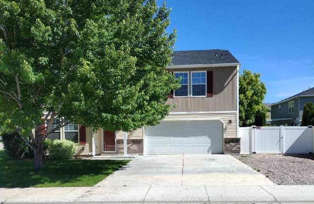 Pet Friendly Home in Kuna with RV Parking! photos photos
