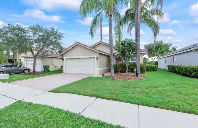 11851 SW 7th St photos photos