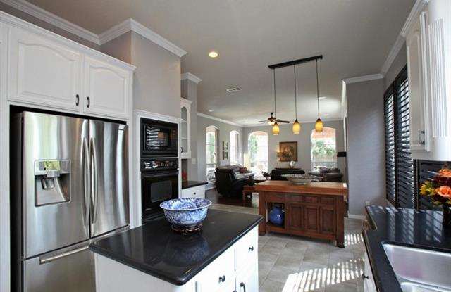 77 Mill Pond Drive Gallery 4