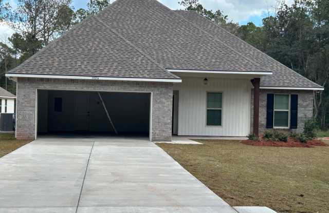 39216 Lee's Landing Road - 39216 Lee's Landing Road, Tangipahoa County, LA 70454
