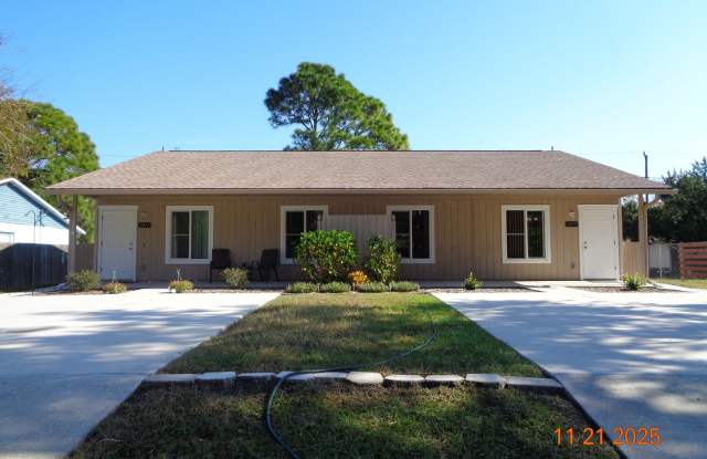 PRICE REDUCED! WELL MAINTAINED FLORIDA SHORES 2BR 1BA DUPLEX FOR RENT photos photos PRICE REDUCED! WELL MAINTAINED FLORIDA SHORES 2BR 1BA DUPLEX FOR RENT photos photos