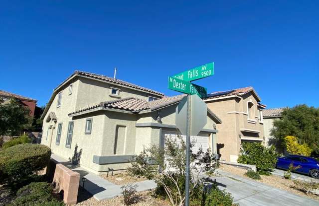 AMERICANA Property Mgmt - Freshly remodeled 3 beds-2 story house in the NW near Kyle Canyon photos photos