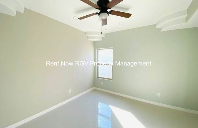 208 W Rutherford Ave Gallery 4
