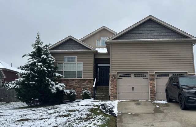 420 Berger Farm Drive - 420 Berger Farm Drive, Mount Washington, KY 40047